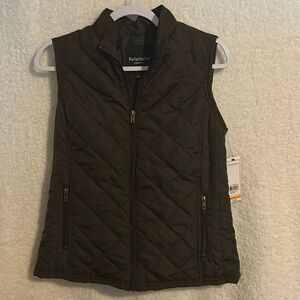 New with tags women’s brown vest